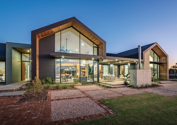 Expert Tips: Compare the Builder Shares Insights on Negotiating and Comparing Prices for Custom Home Building in Melbourne
