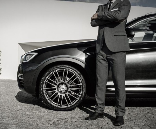 MiniCabRide Enhances Heathrow Taxi Transfers with Affordable Luxury