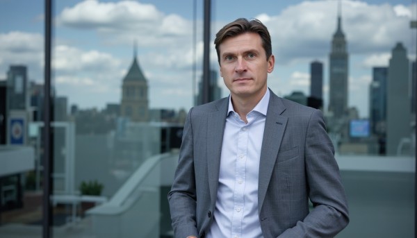 Sergey Baburov and the Coffee Navigator team measure the coffee maturity of cities