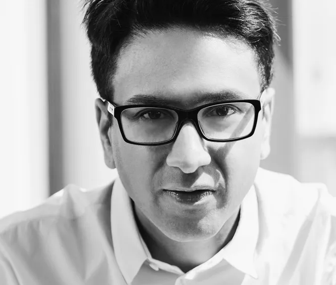 Innovative Marketing Tactics: Dee Agarwal’s Guide to Staying Ahead in a Competitive Market