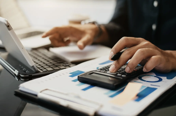 GC LNC Leading Global Finance into a New Era of Innovation and Expansion