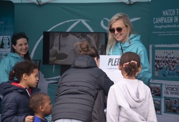 Mobile Exhibition Brings Truth About Drugs Prevention to Dublin