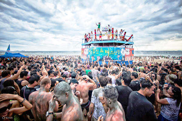Boryeong Mud Festival 2026 Opens at Daecheon Beach with K-Pop Concerts, Drone Shows and Global Shuttle Access