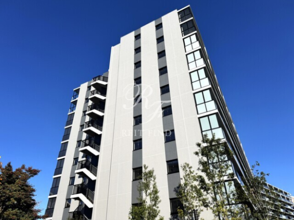 ROYAL PARKS AKABANE NORTH Highlights Convenient Rental Living in Tokyo