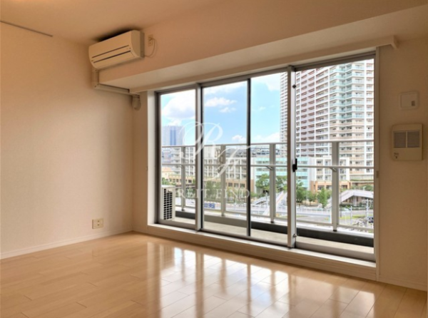 PARK AXIS TOYOSU Highlights Modern Rental Living in Tokyo