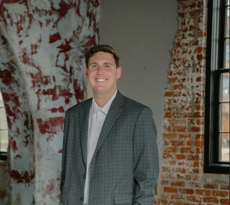 Hagan Williams Explains Why Wedding Timelines Need Built-In Flexibility